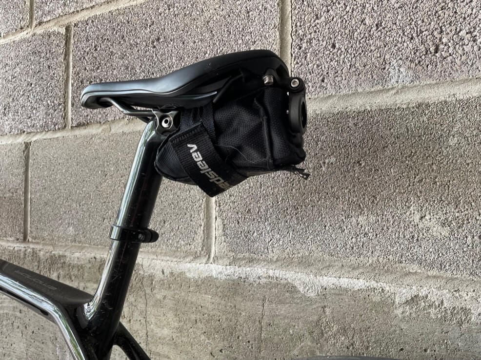 Speedsleev medium saddlebag